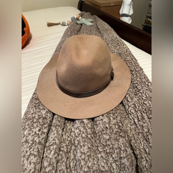Unisex H&M Fedora Tan Hat with Strap - Picture 2 of 3